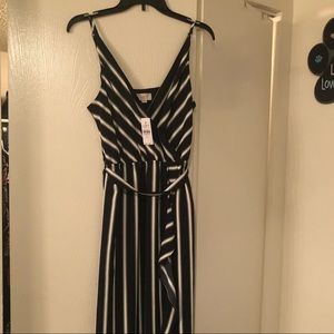 NEW LOFT STRAP STRIPED MIDI DRESS SIZE M.